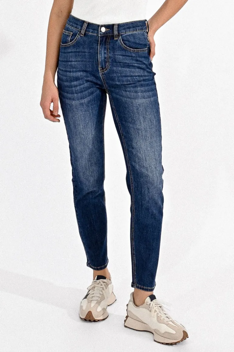Jean mom
