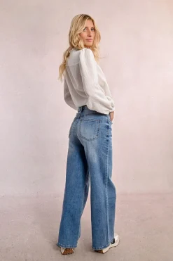 Jeans large à la taille haute