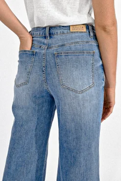 Jeans large à la taille haute