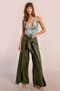 Pantalon fluide, ceinture à nouer