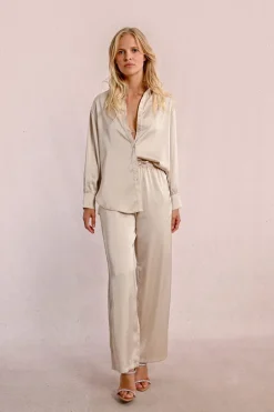Pantalon satiné à strass