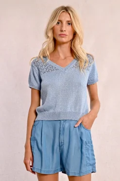 Pull en maille col V, manches courtes