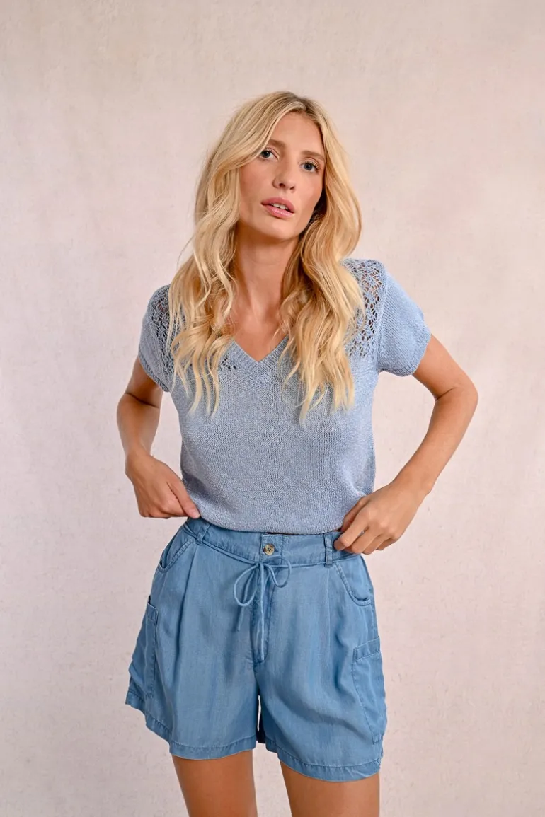 Pull en maille col V, manches courtes