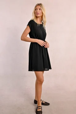 Robe courte