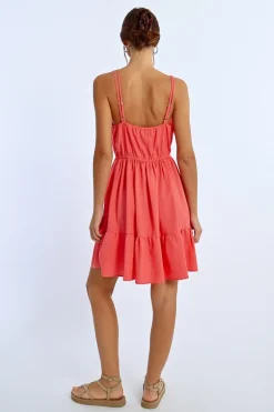 Robe courte parsemée de strass