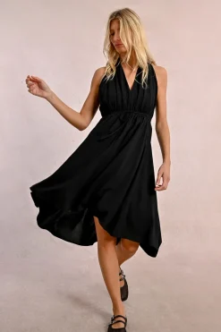 Robe courte plissée