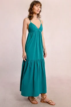 Robe longue croisée dans le dos