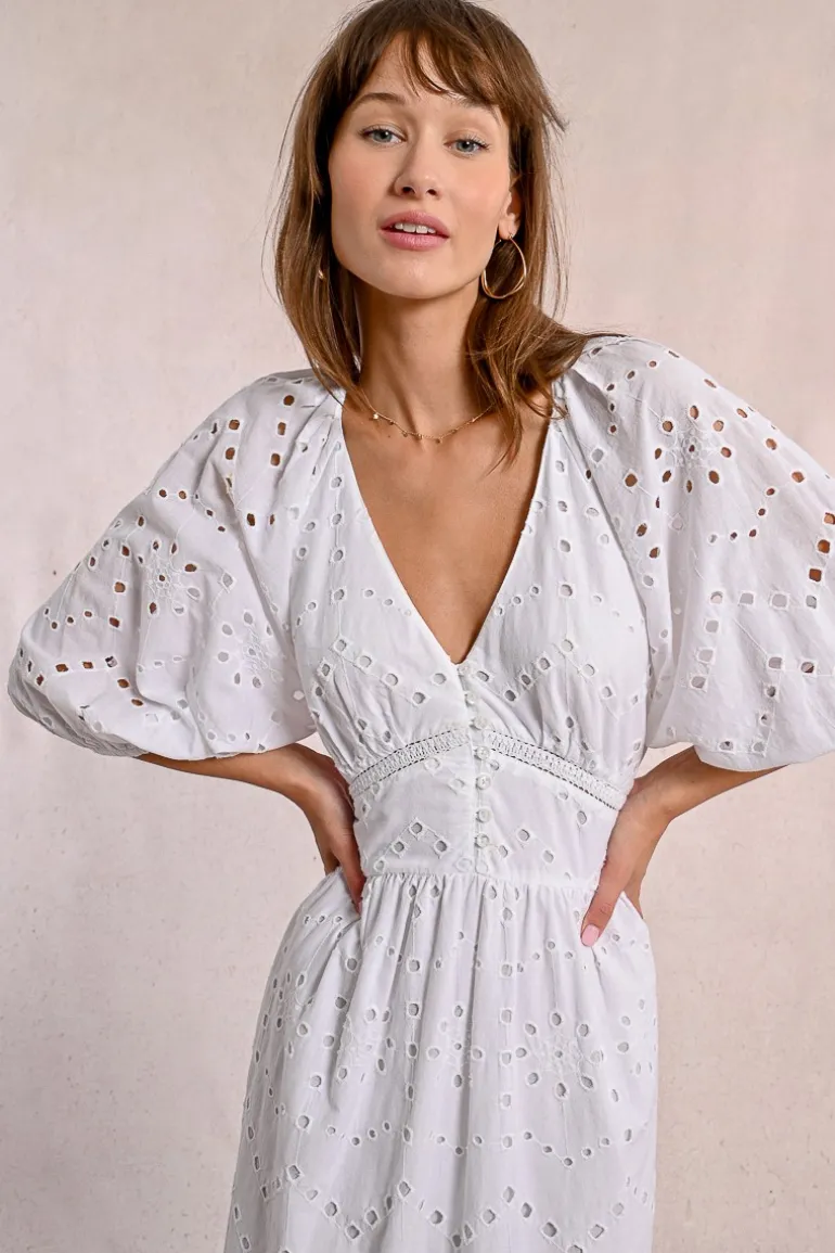 Robe longue en broderie ajourée