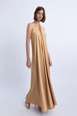 Robe longue satinée