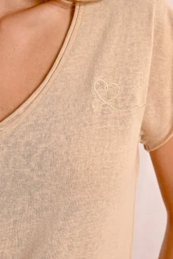T-shirt col V