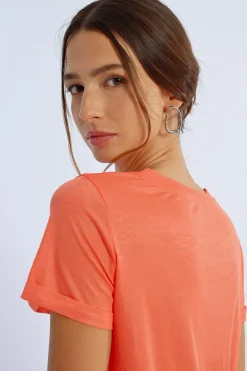 T-shirt semi-transparent